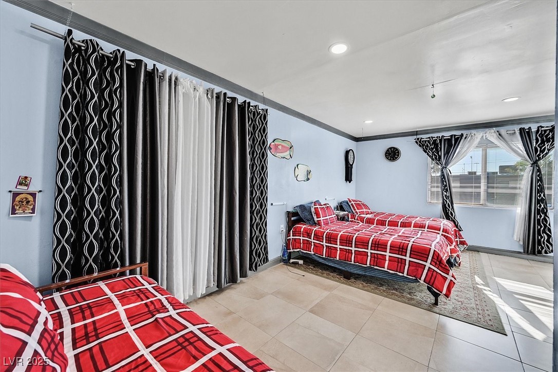 4186 Silver Dollar Avenue 8