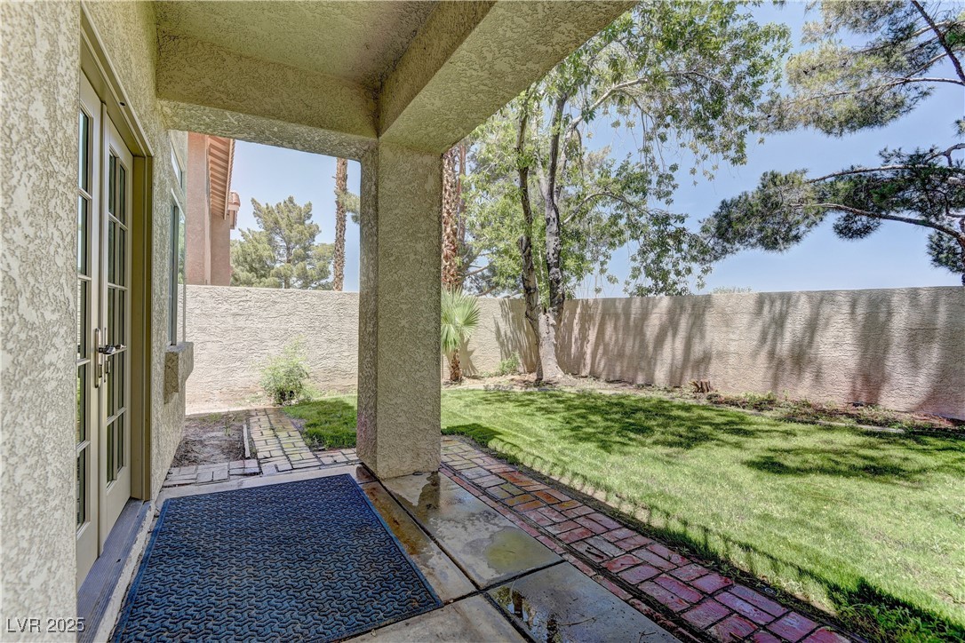 108 Broken Rock Drive