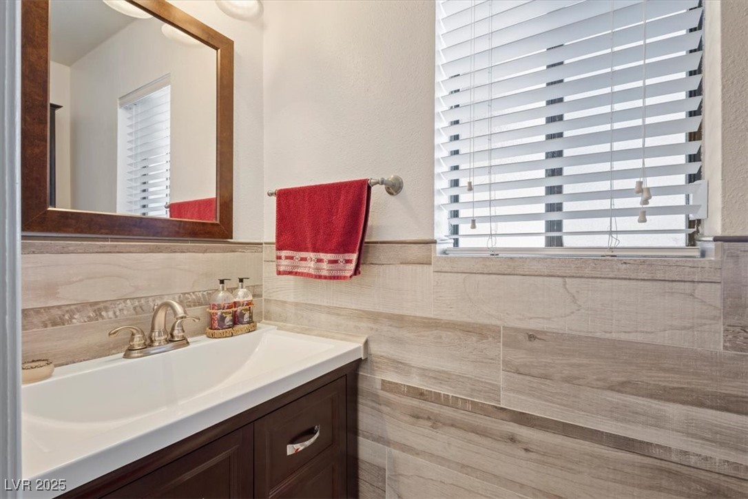 1016 Santa Helena Avenue