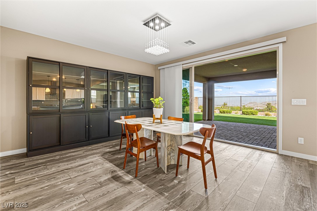 12415 Notch Trail Avenue