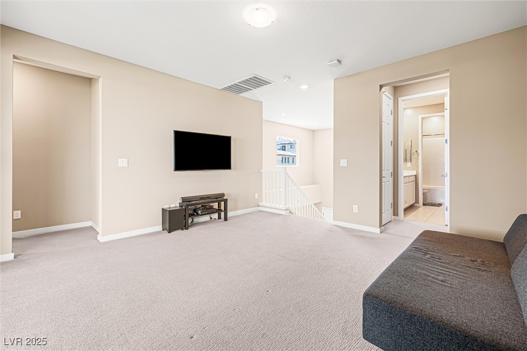 12415 Notch Trail Avenue