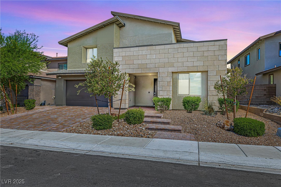 12415 Notch Trail Avenue