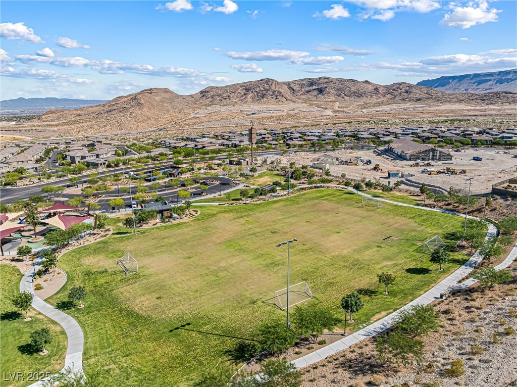 12415 Notch Trail Avenue