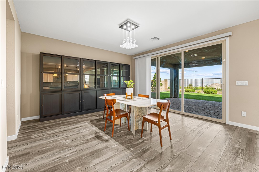 12415 Notch Trail Avenue