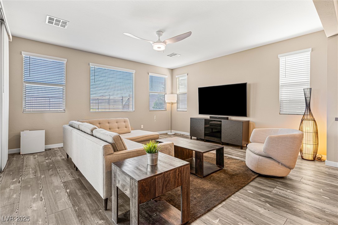 12415 Notch Trail Avenue