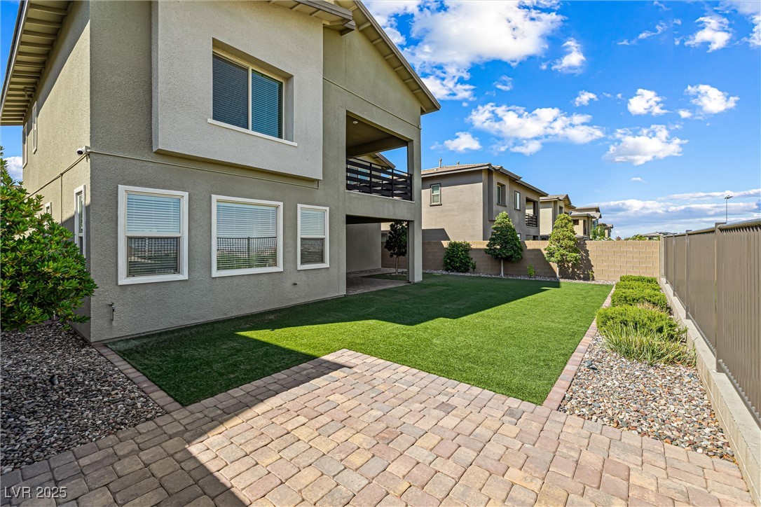 12415 Notch Trail Avenue