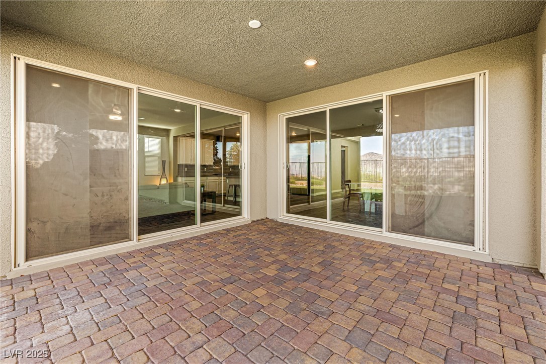 12415 Notch Trail Avenue