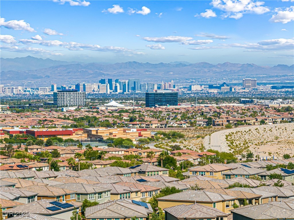 12415 Notch Trail Avenue