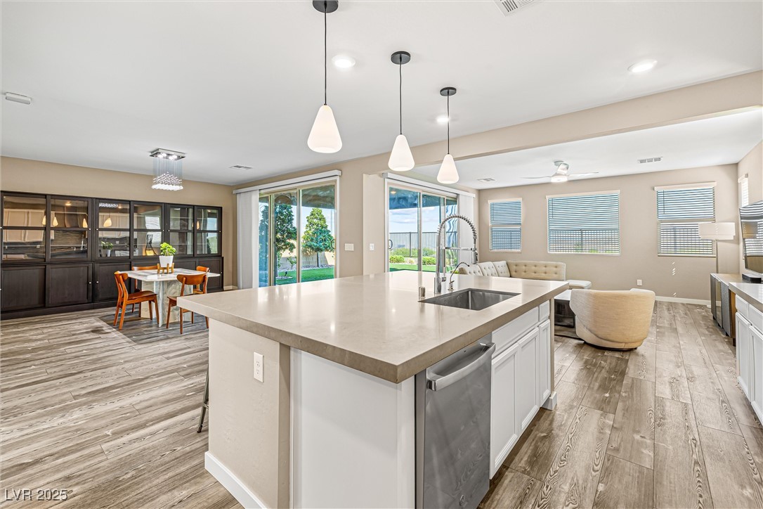 12415 Notch Trail Avenue