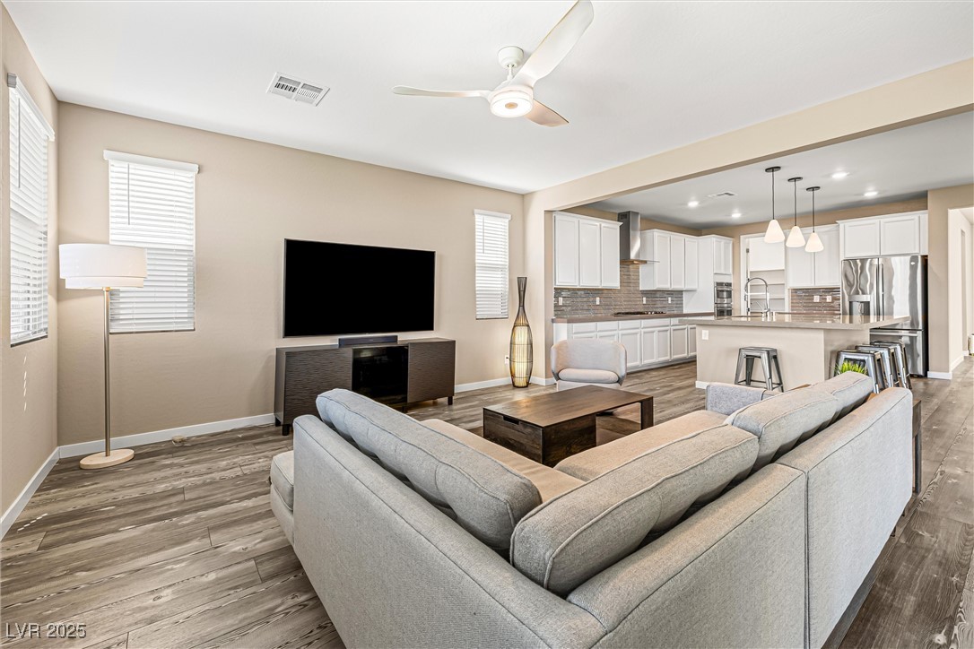 12415 Notch Trail Avenue