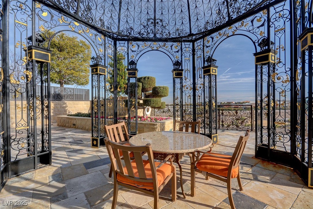 9101 Alta Drive 1406