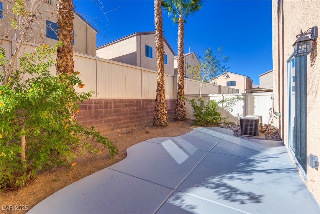 7463 Grizzly Giant Street