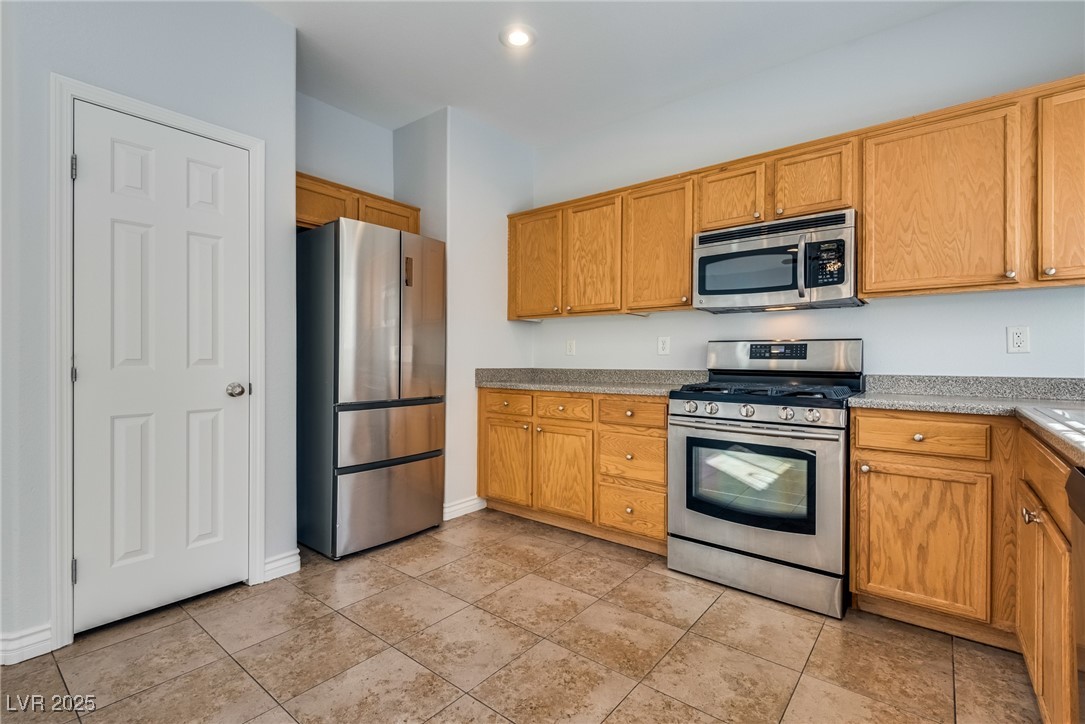 7463 Grizzly Giant Street