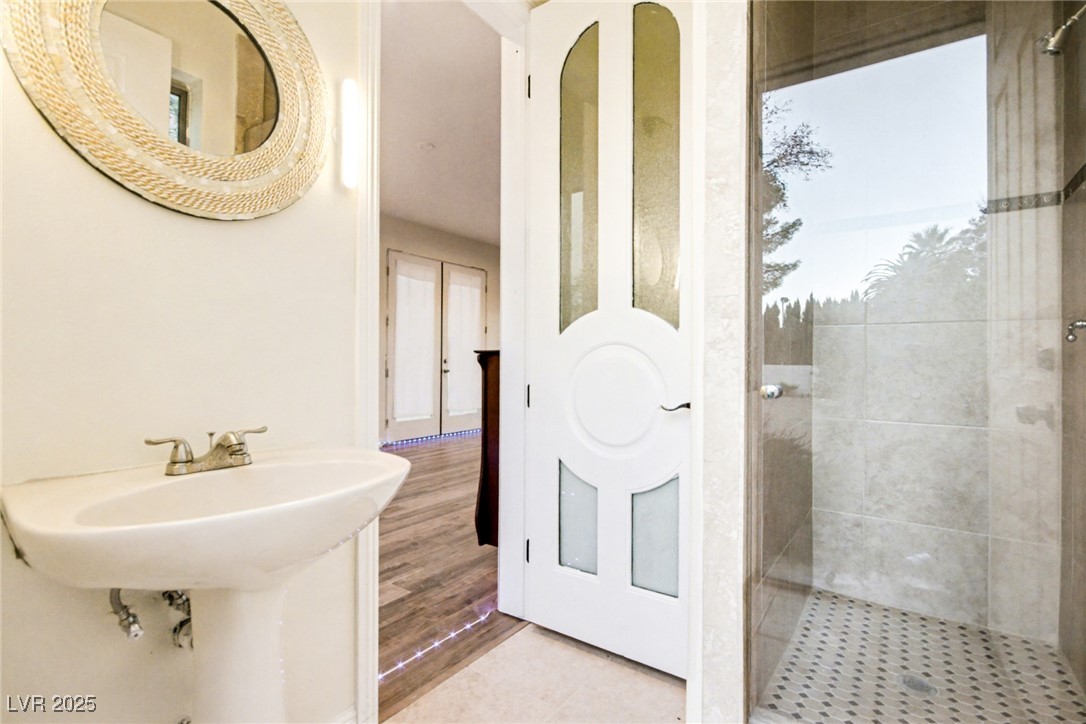 2520 Driftwood Drive