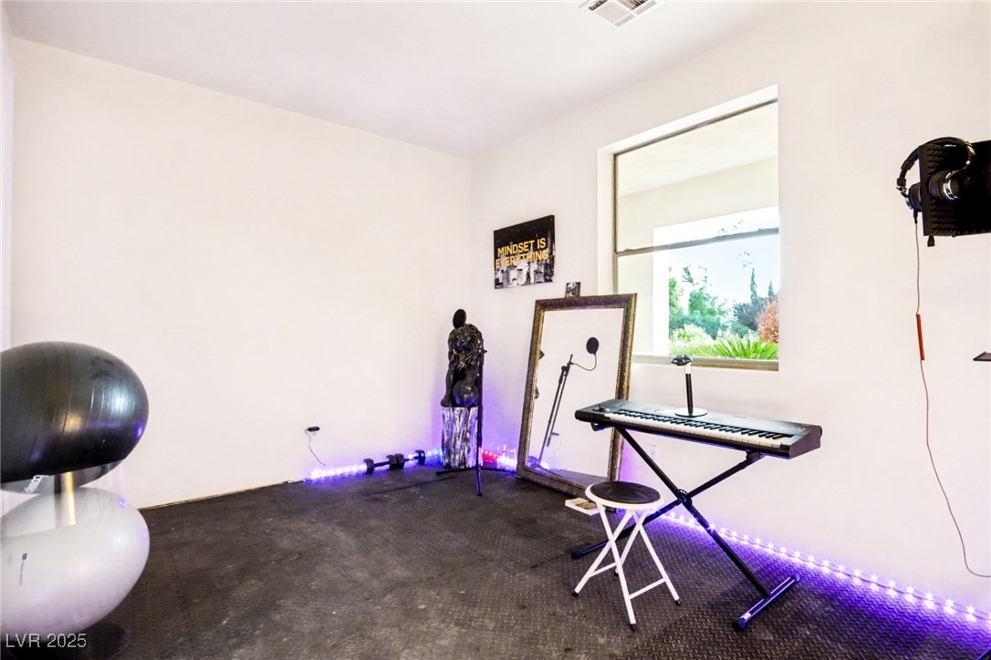 2520 Driftwood Drive