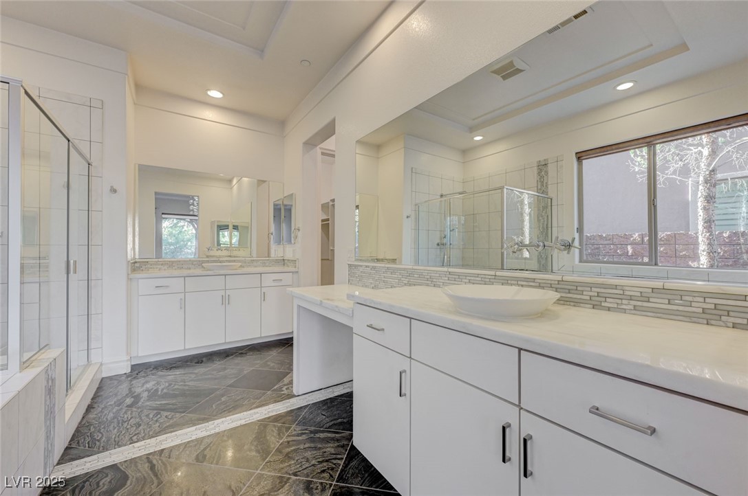 6 Lago Turchino Court