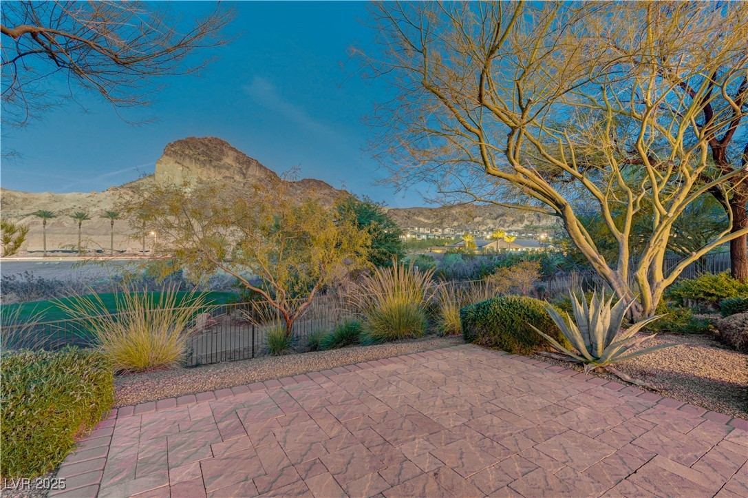 6 Lago Turchino Court