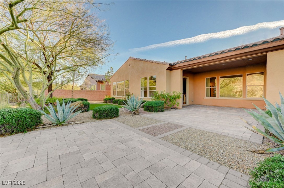 6 Lago Turchino Court