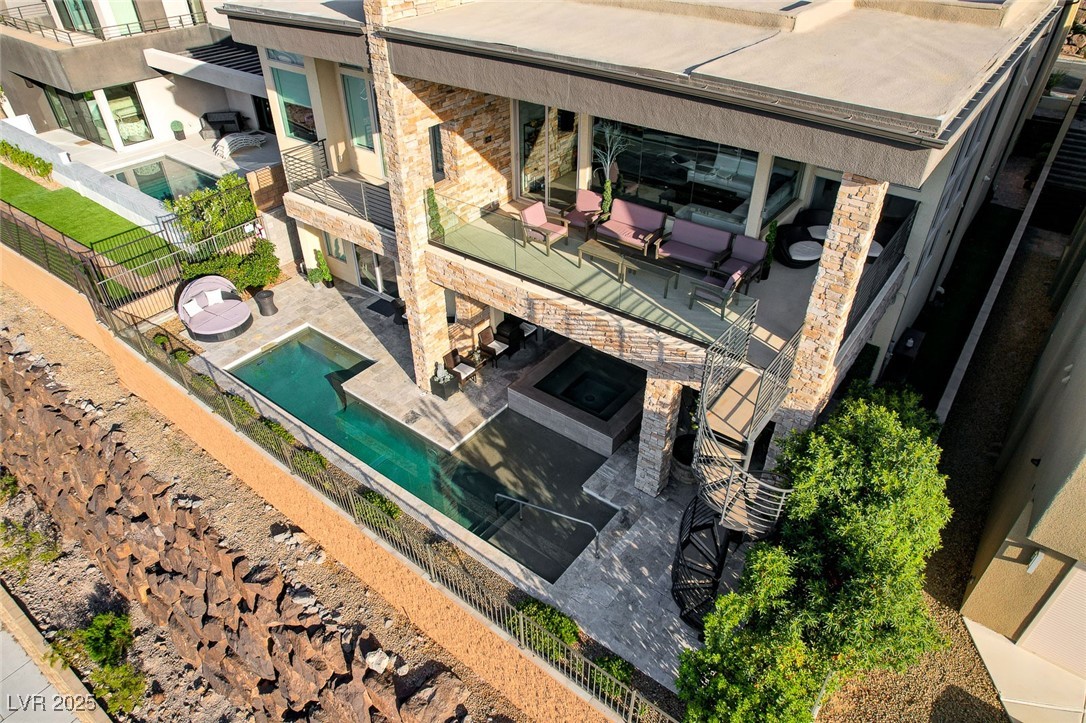 2264 Edge Ridge Court