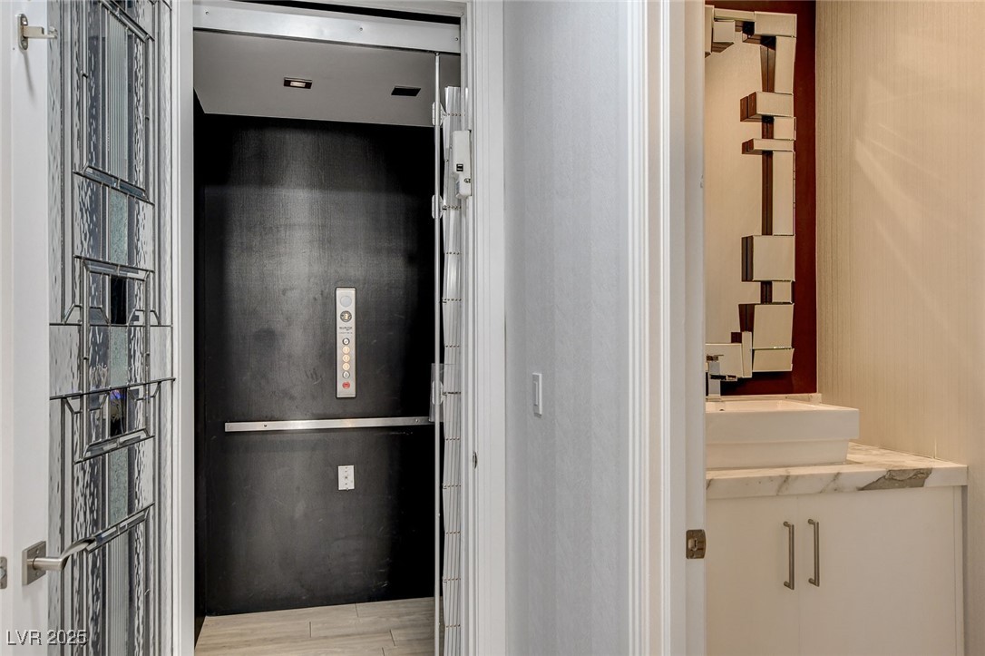 2264 Edge Ridge Court