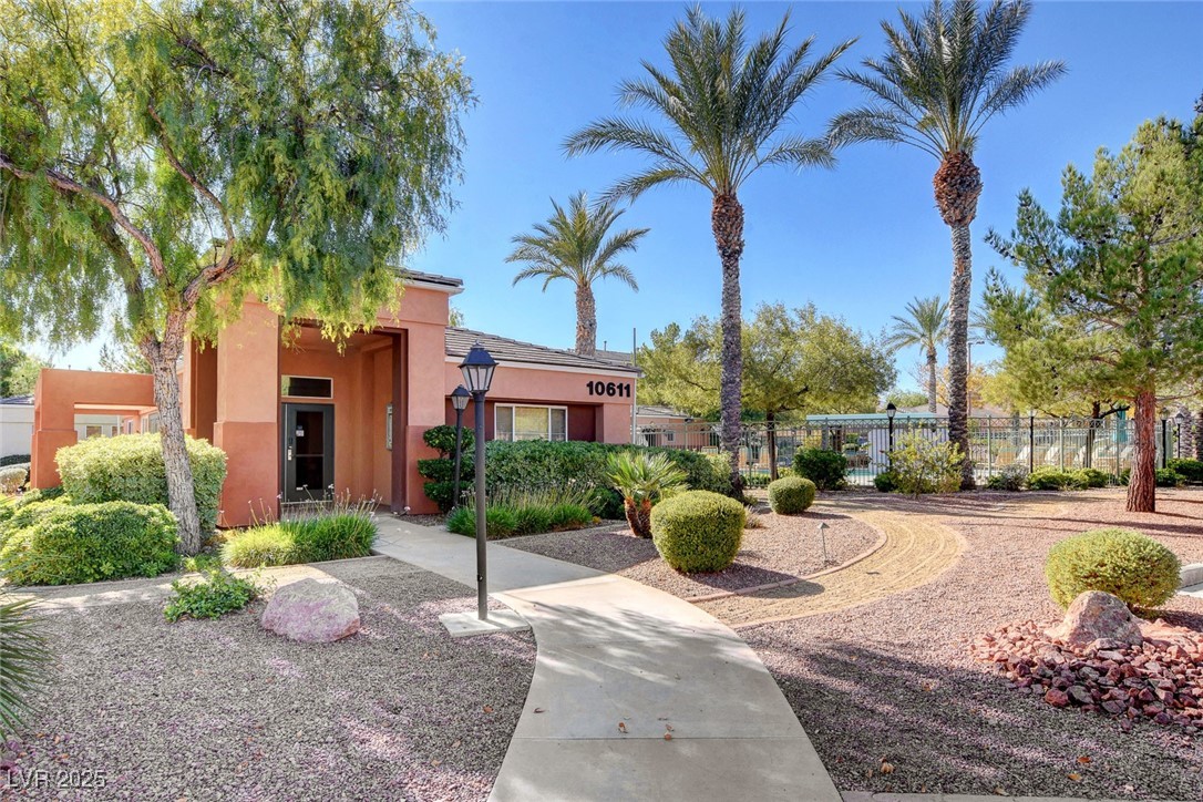 749 Chase Tree Street