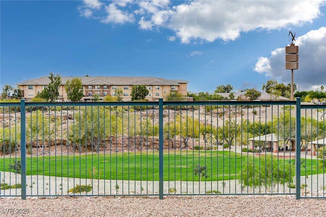 749 Chase Tree Street