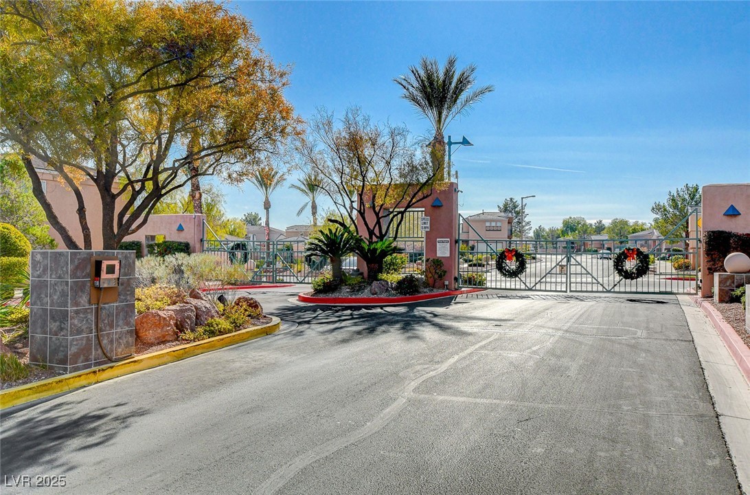 749 Chase Tree Street