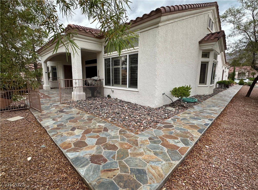 2524 Banora Point Drive