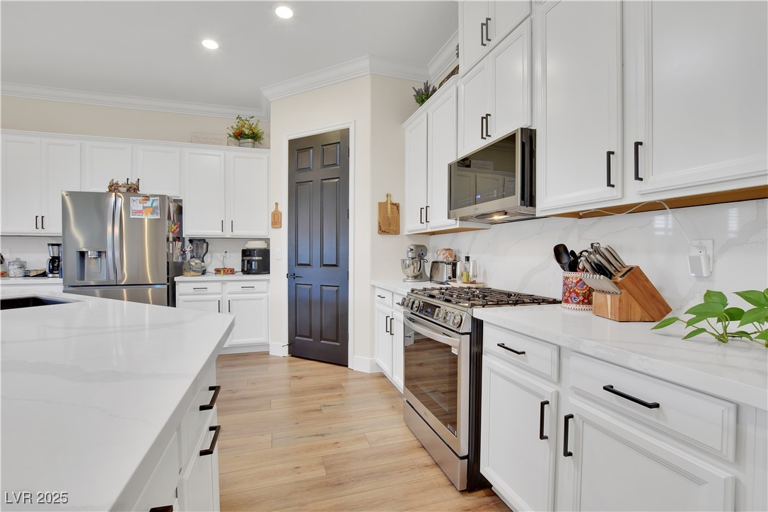 677 LOOK LIVELY Court