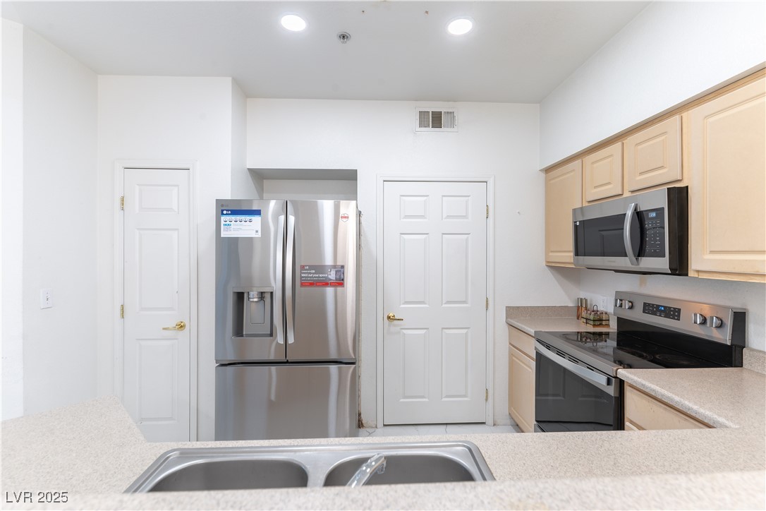 6955 North Durango Drive 2115