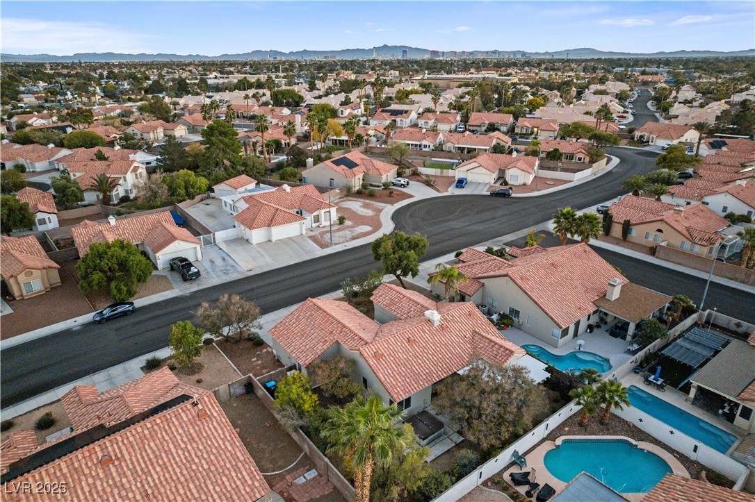 4629 Victoria Beach Way