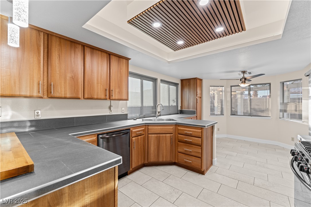 4629 Victoria Beach Way