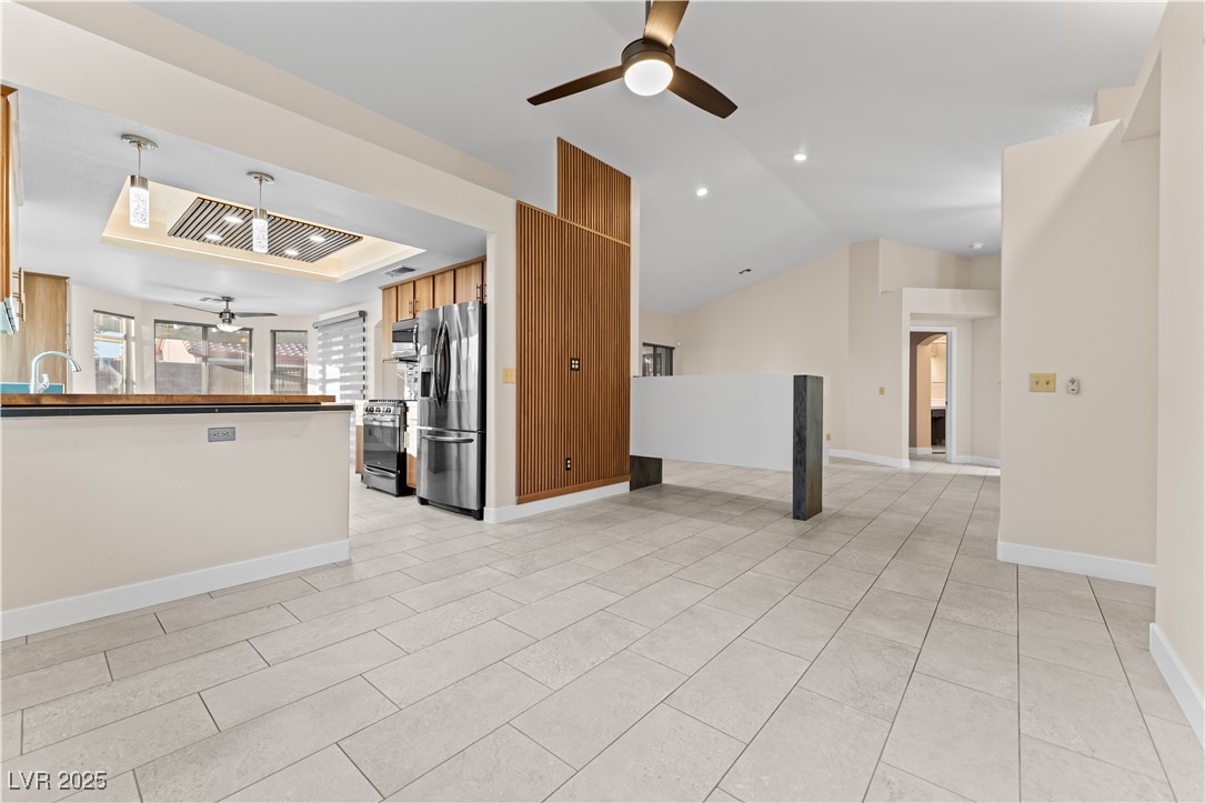 4629 Victoria Beach Way