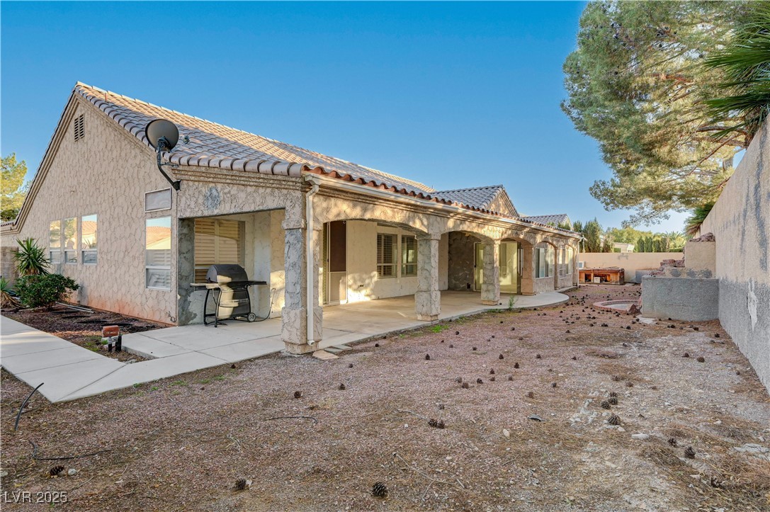 3205 Sterlingshire Drive