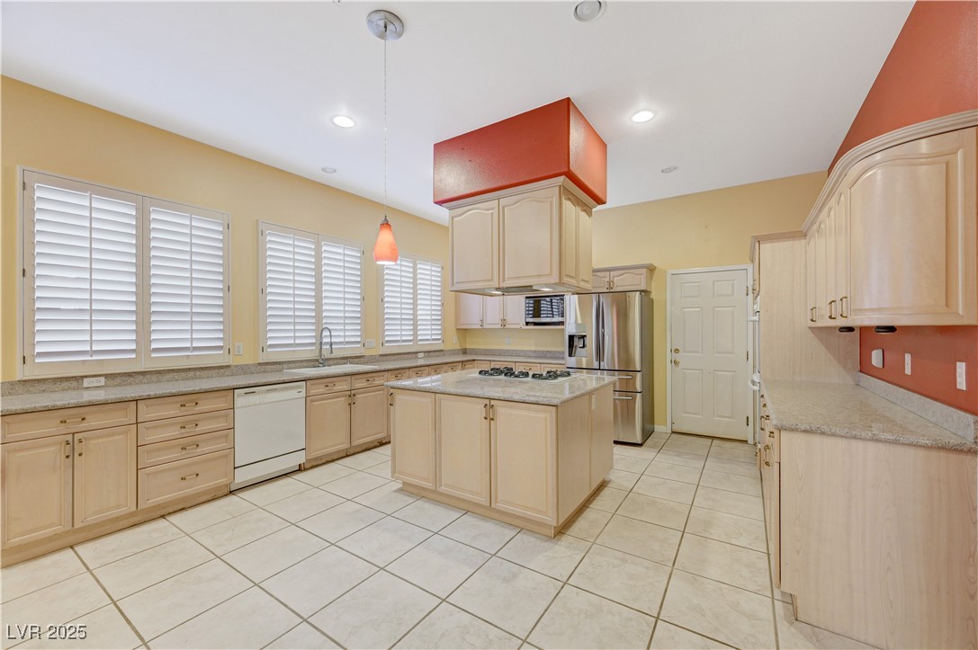 3205 Sterlingshire Drive