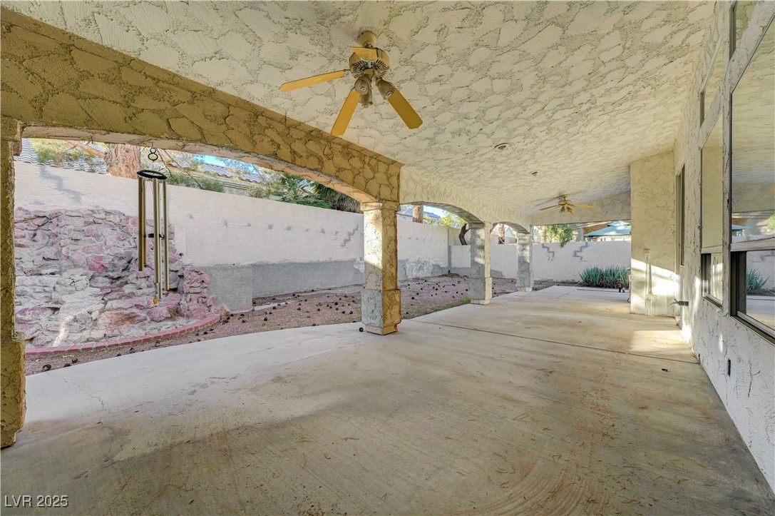 3205 Sterlingshire Drive