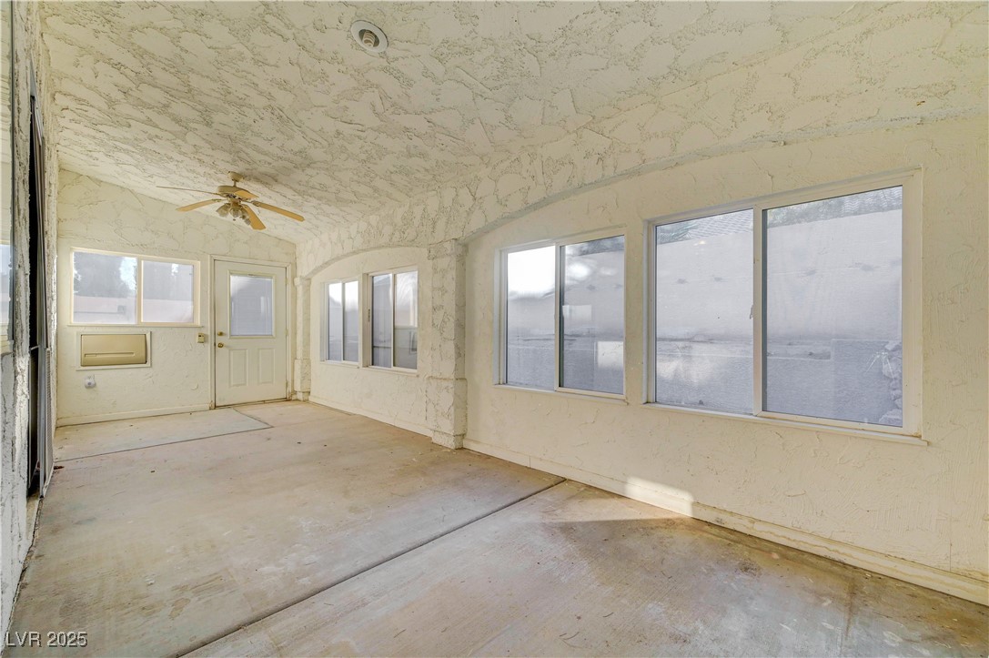 3205 Sterlingshire Drive