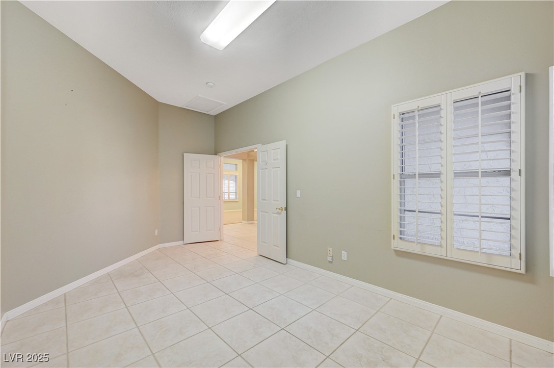 3205 Sterlingshire Drive