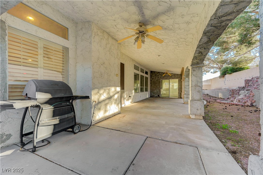 3205 Sterlingshire Drive