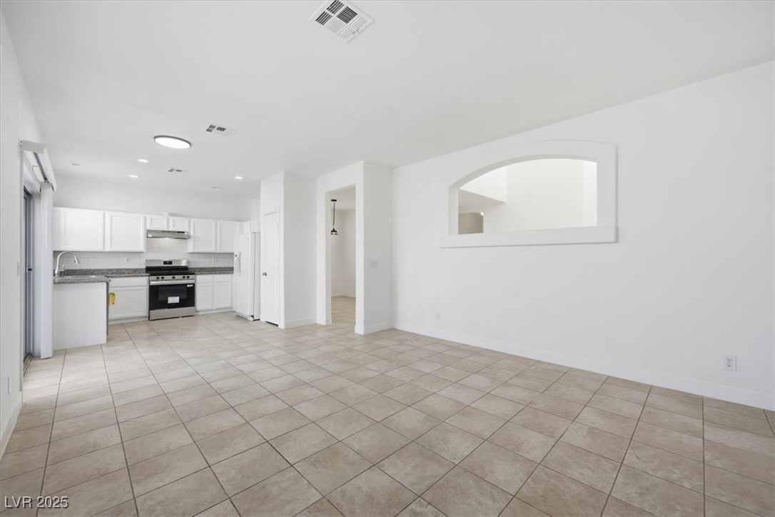 3350 Commendation Drive