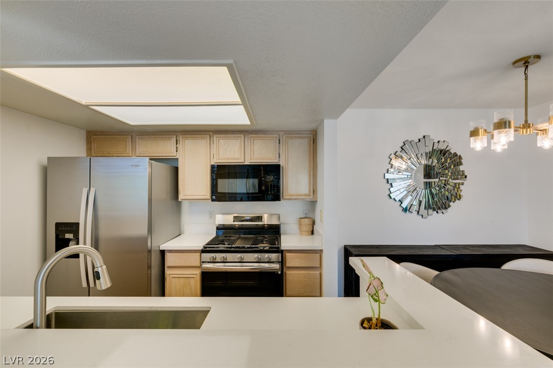 1901 Villa Palms Court 103
