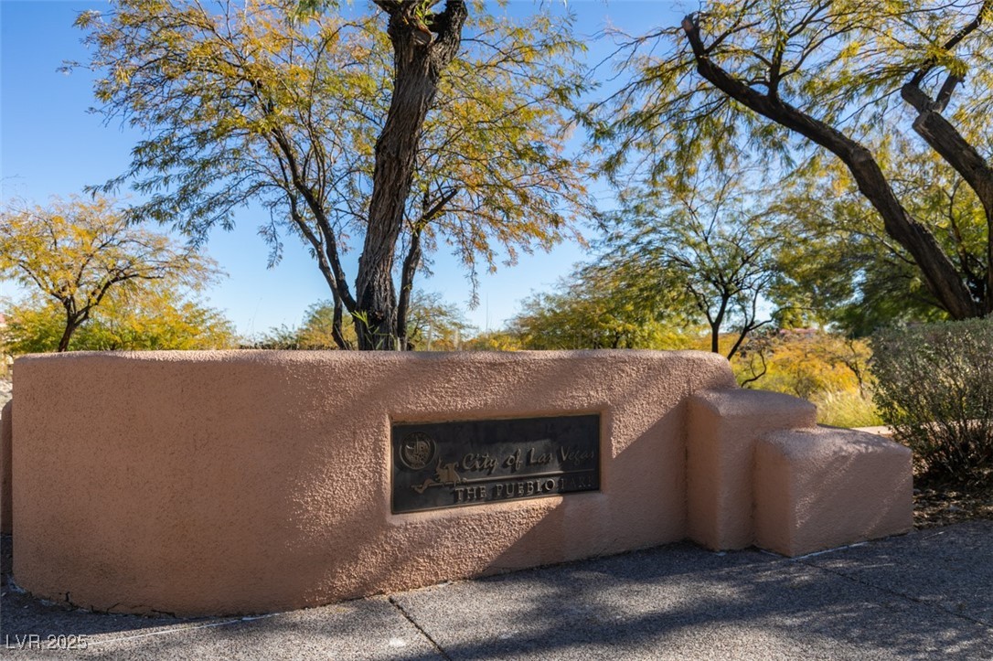 1901 Villa Palms Court 103