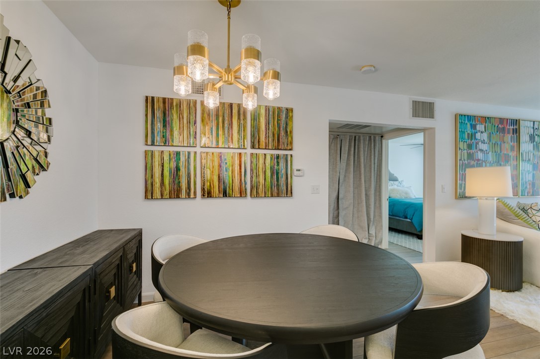 1901 Villa Palms Court 103