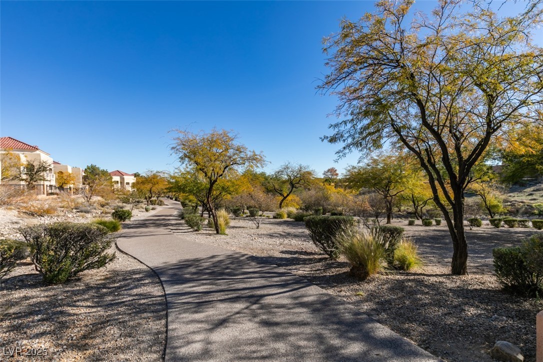 1901 Villa Palms Court 103