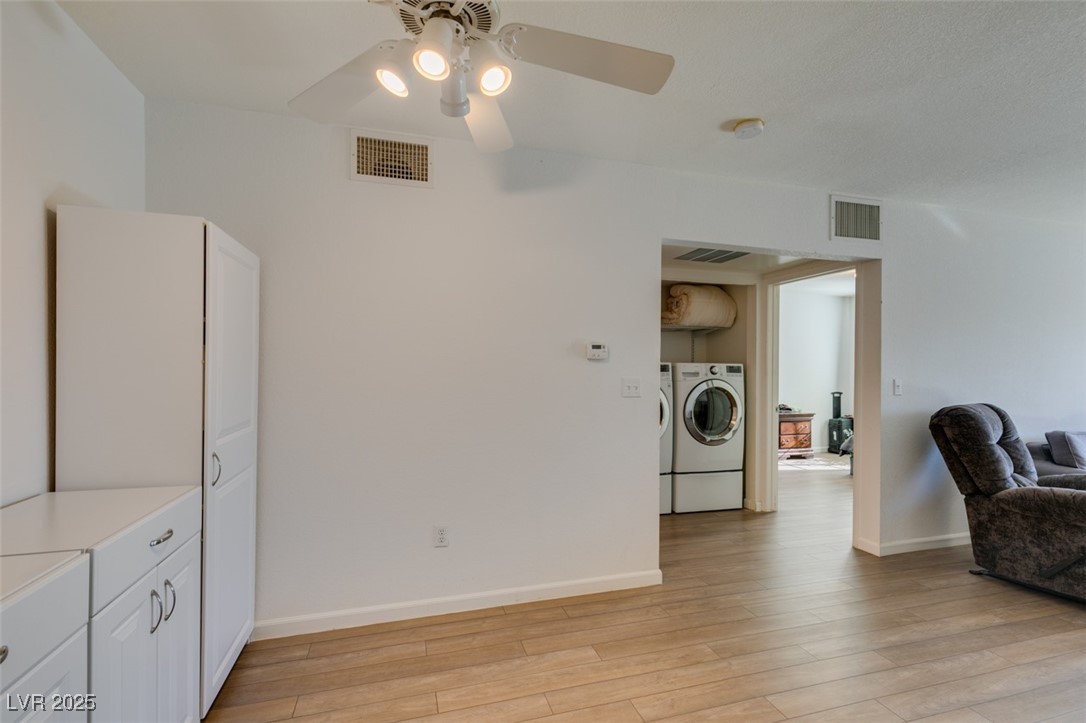 1901 Villa Palms Court 103