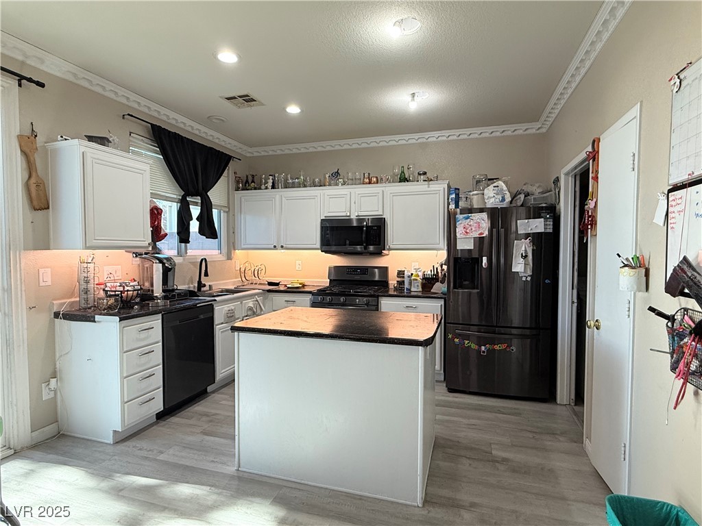 9587 Newton Grove Court