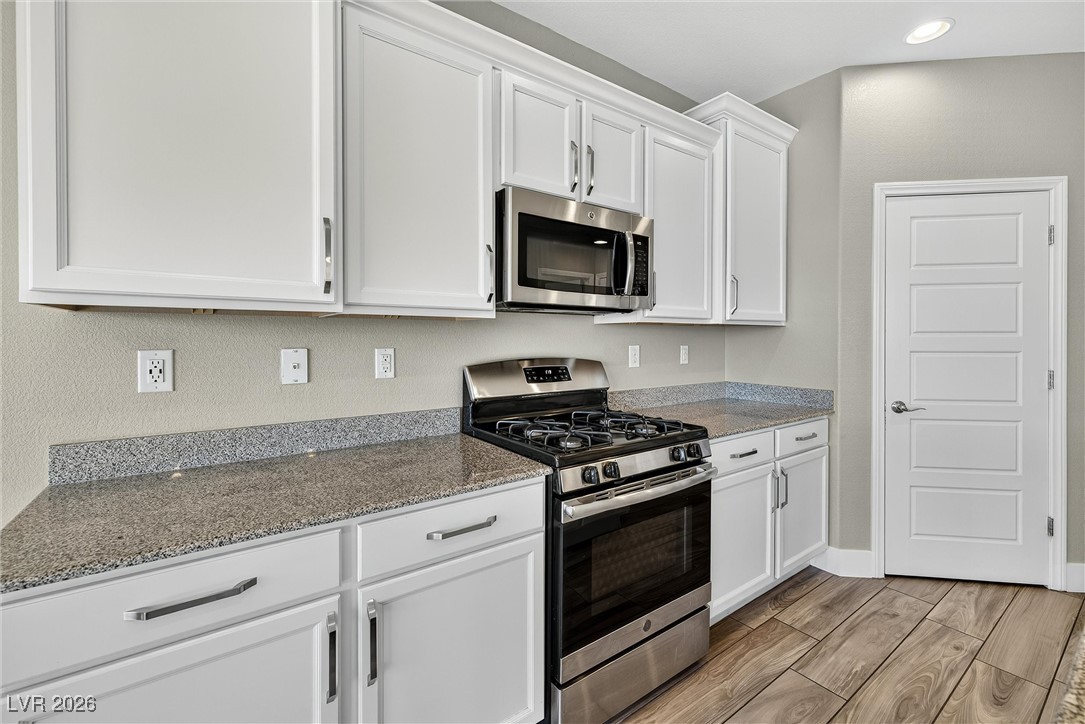 5996 Wellington Peak Road