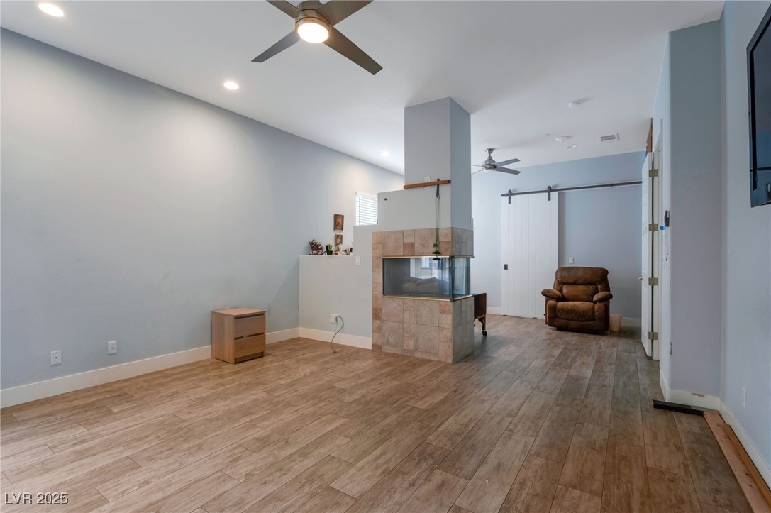 3813 Maverick Street