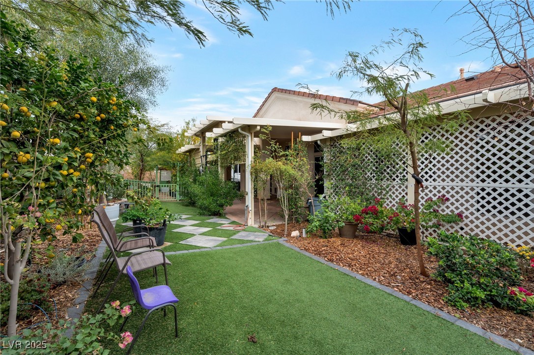 3813 Maverick Street