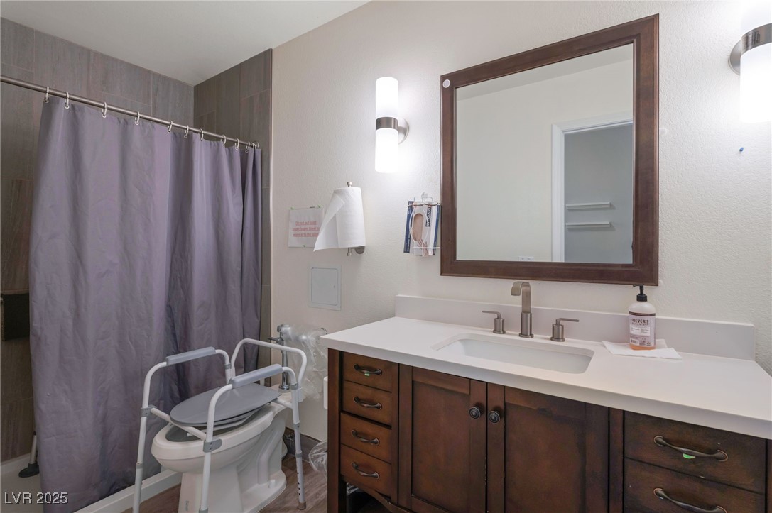 3813 Maverick Street